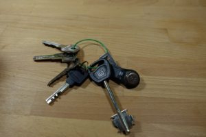 Ключи с проволокой для ключей